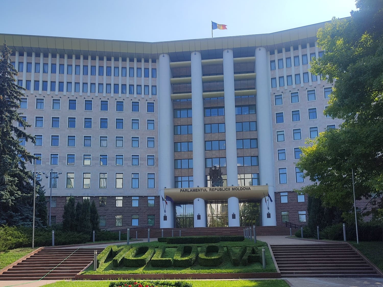 Moldavia entre dos mundos: las elecciones del 28 de septiembre de 2025